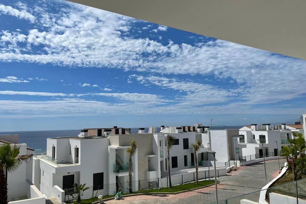 Modern 2 Beds Apartment In 알카이데사 외부 사진