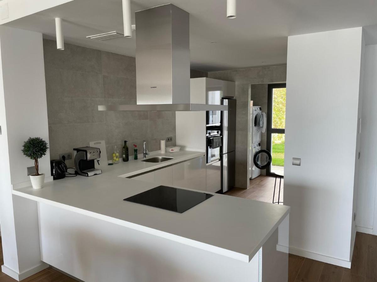 Modern 2 Beds Apartment In 알카이데사 외부 사진