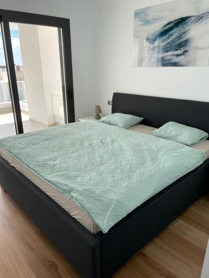 Modern 2 Beds Apartment In 알카이데사 외부 사진